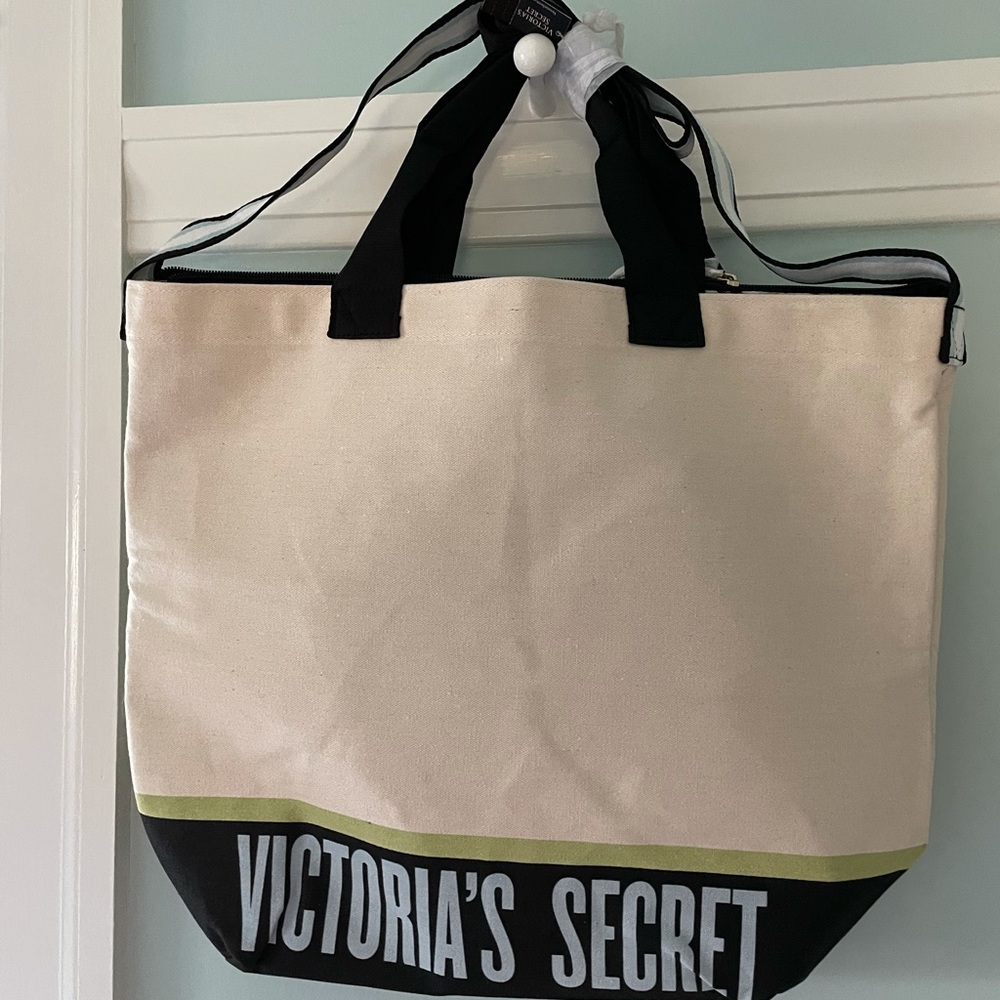 NWT Victoria’s Secret cooler tote